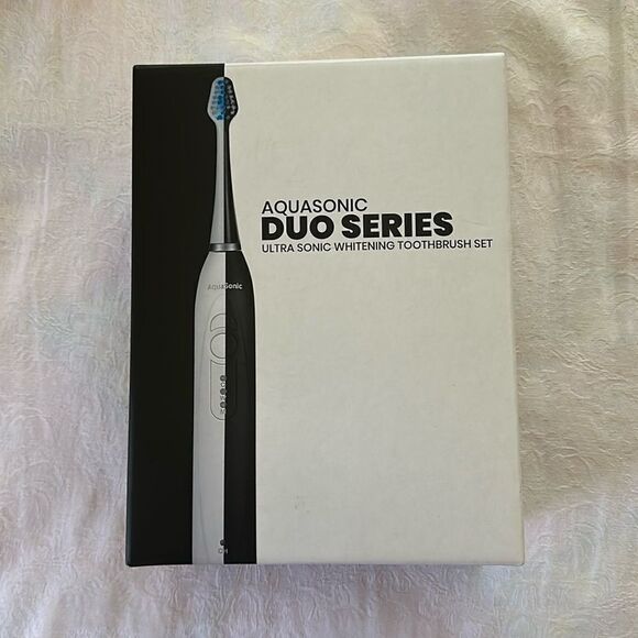 AquaSonic Duo Series Pro Electric Tooth Brushes - Picture 1 of 12